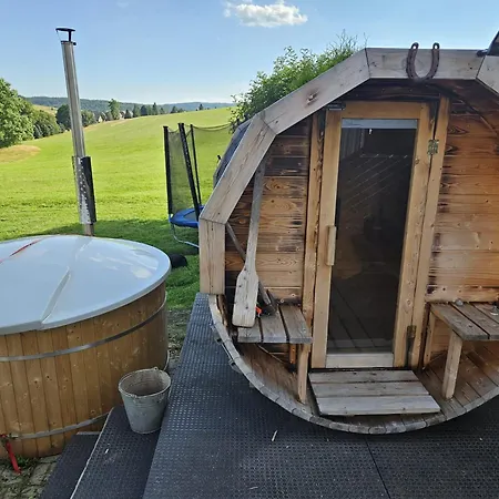 Chalet Adel Cottage-sauna-hot Tube Kovářská